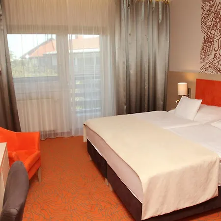 Kolping Family Hotel Hévíz